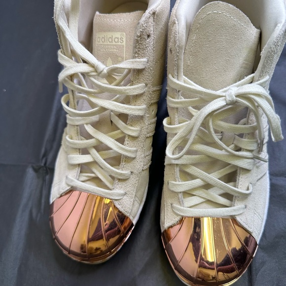 Adidas Superstar Rose Gold Metal Shell Toe Cream Suede Women Sneaker size 7 1/2 - Picture 3 of 13